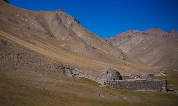 Karavanserai Tash Rabat Tian Shan Mountain Naryn Provincie Kyrgyzstán — Stock fotografie