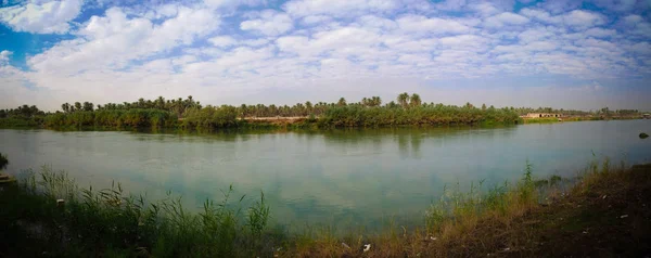 Pohled Řeku Eufrat Bývalého Paláce Saddáma Husajna Hillah Pošta Irák — Stock fotografie