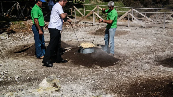 Cooking a local dish Cozido das Furnas in the hot ground, Sao Miguel, Azores, Portugal — Stock Photo, Image