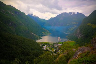 Geiranger fiyort ve Trollstigen, Norveç Hava panorama görünüm