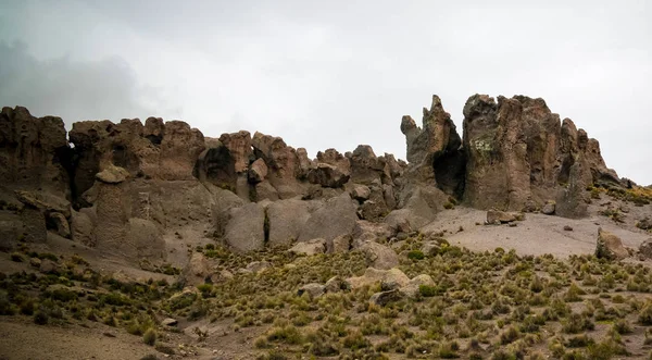 Pískovcové skalní útvar na Imata v Salinas a Aguada Blanca Národní rezervaci, Arequipa, Peru — Stock fotografie