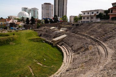 Arnavutluk'ta Durres, Antik Roma amfi için dış görünümü