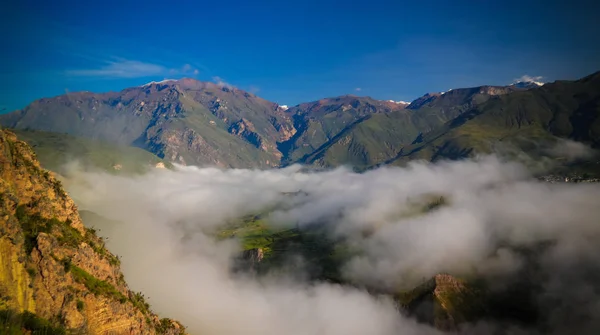 Vista panorámica aérea al cañón del Colca desde el mirador Tunturpay, Chivay, Arequipa, Perú — Foto de Stock