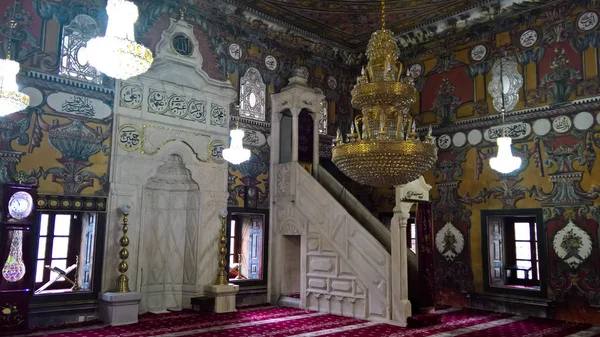 Vista interna alla Moschea Maculata Alaca Cami Kalkandelen aka moschea dipinta, Tetovo, Macedonia del Nord — Foto Stock