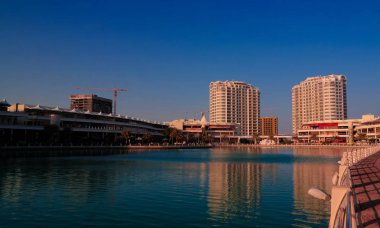 Panoramik Görünüm'yüzen şehir bölgesinde Manama, Bahreyn