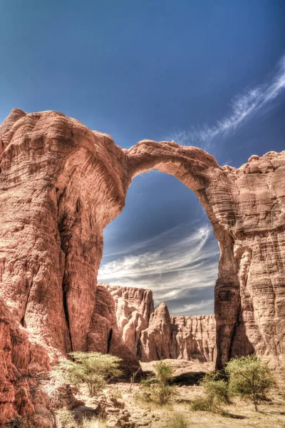 Resumen Formación rocosa en meseta Ennedi aka Arco de Aloba en Chad — Foto de Stock