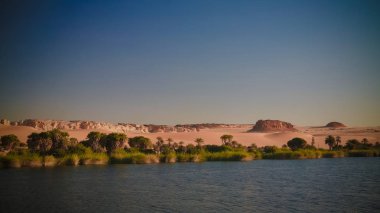 Boukkou Gölü grubuna Ounianga Serir göller Ennedi, Chad, panoramik görünüm