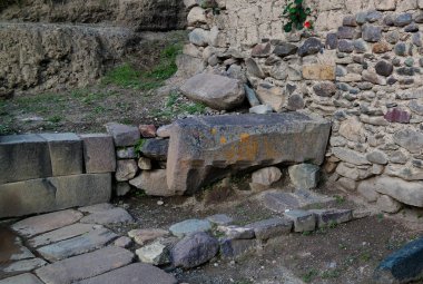 Ollantaytambo arkeoloji klübündeki taş duvar detayları, Cuzco, Peru
