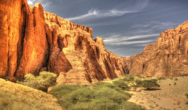 Yayla Ennedi Chad Aloba arch yakınındaki, soyut kaya oluşumu