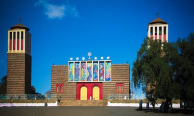 Enda Mariam Katedrali Asmara, Eritre manzarası
