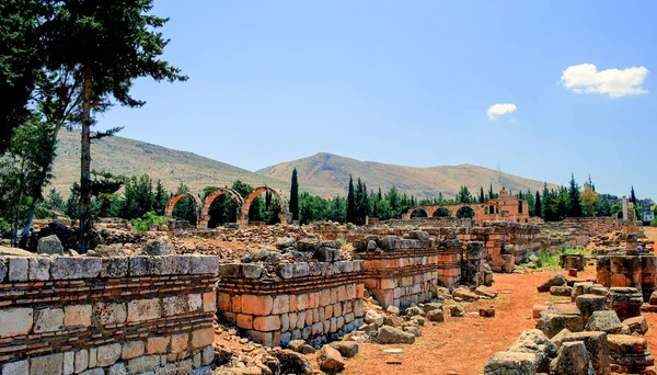 Ruines de la ville antique Anjar dans la vallée de la Bekaa, Liban — Photo