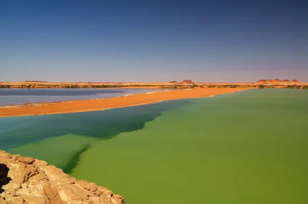 Vista panorámica del lago Katam aka Baramar en el Ennedi, Chad — Foto de Stock