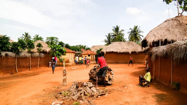 Woodoo village of ewe aka gen people. anfoin, togo — Stockfoto