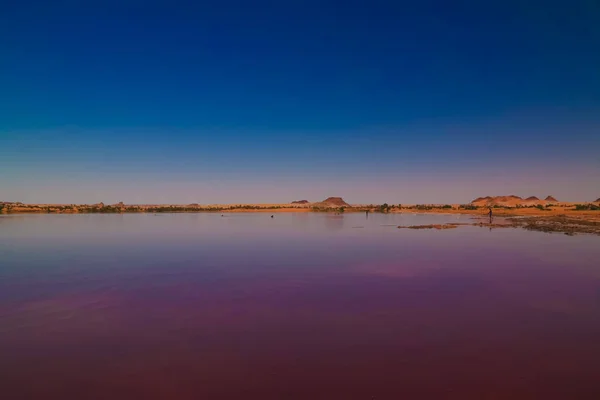 Panoramablick auf Katam aka Baramar Seengruppe der Ounianga Kebir Seen am ennedi, chad — Stockfoto