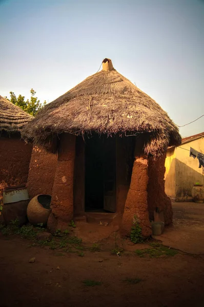 Tradicional Losso aka Nawdba povo aldeia em Doufelgou, região de Kara, Togo — Fotografia de Stock