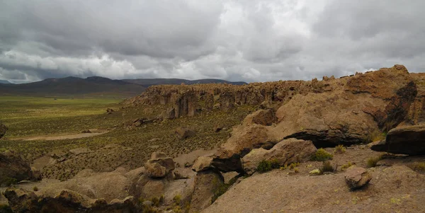 Homokkő rock formáció Imata Salinas és Aguada Blanca nemzeti foglalás, Arequipa, Peru — Stock Fotó