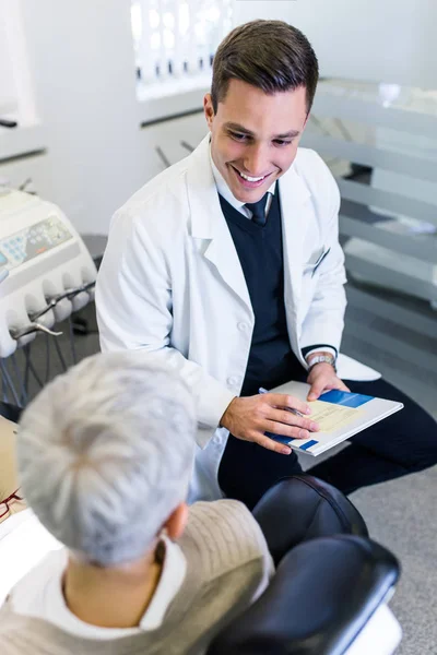 Dentista Paciente Clínica Odontológica — Fotografia de Stock