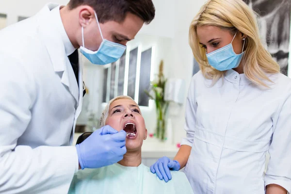 Dentiste Patient Clinique Dentaire — Photo
