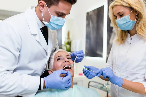 Dentista Paciente Clínica Odontológica — Fotografia de Stock