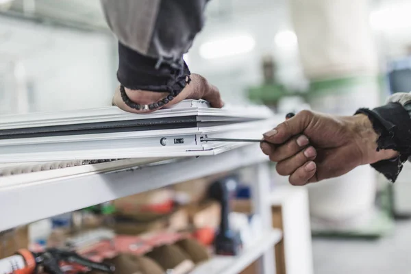 Manual Worker Assembling Pvc Doors Windows Manufacturing Job Selective Focus — Stock Photo, Image