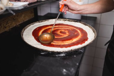 Pizza hazırlama ya da hazırlama işlemini kapat