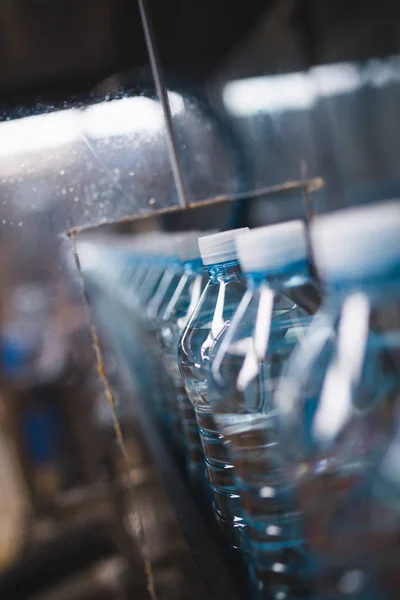 Bottelarij Water Lijn Voor Het Verwerken Botteling Van Zuiver Minerale — Stockfoto