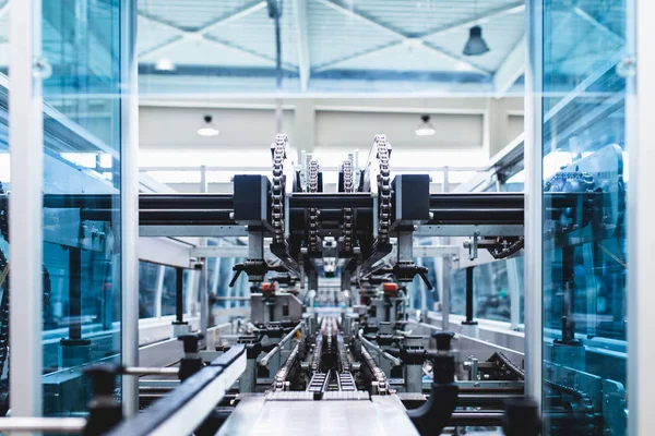 Instalação Engarrafamento Linha Engarrafamento Água Para Processamento Engarrafamento Água Mineral — Fotografia de Stock