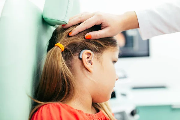 Young Girl Medical Examination Hearing Aid Checkup Otolaryngologist Office — ストック写真