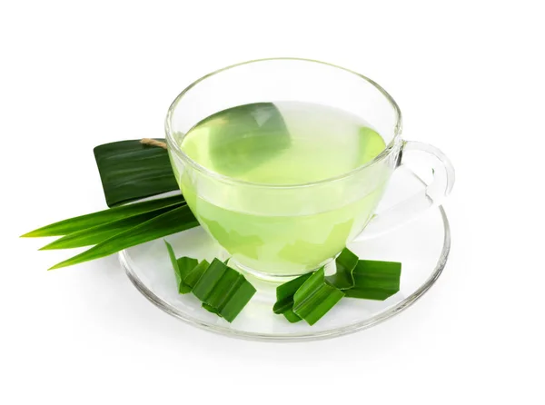 Glass of pandan juice with green leaves isolated on white background — Stock Photo, Image