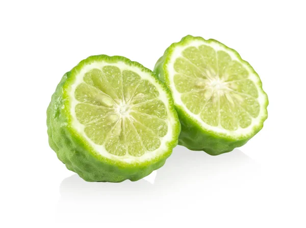 Verse bergamot fruit slice geïsoleerd op witte achtergrond, kruid en medische — Stockfoto