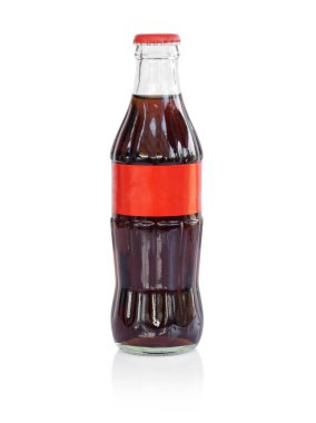 Beyaz arka planda izole Coca-Cola cam şişe