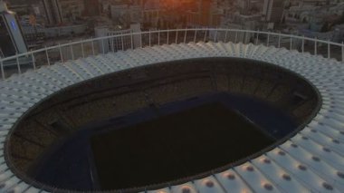 Kiev, Ukrayna. Havadan görünümü Olimpiyat Stadı. Futbol Arena günbatımı üzerinde