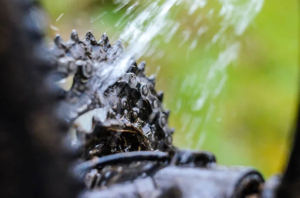 Washing Transmission Mountain Bike Water Jet Close — Stock Photo, Image