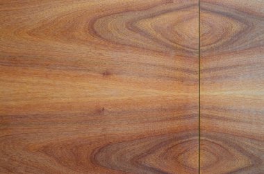 Kitap eşlemeli ahşap arka plan panelleri. Eklem iç, dış duvarlar veya mutfak cephe ahşap panelleri dekoratif terbiye. İki ahşap Wallboards desen eşleştirme ayna