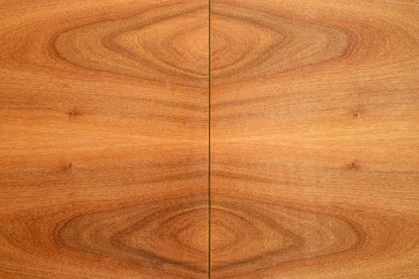 Kitap eşlemeli ahşap arka plan panelleri. Eklem iç, dış duvarlar veya mutfak cephe ahşap panelleri dekoratif terbiye. İki ahşap Wallboards desen eşleştirme ayna