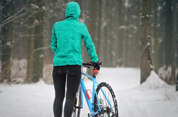 Cyclist Cyclocross Bike Trails Snowy Forest Winter Winter Workout Outdoors — Stock Photo, Image