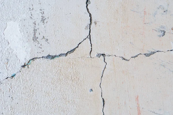 Güçlendirilmiş Beton İnşaatta Yıkım