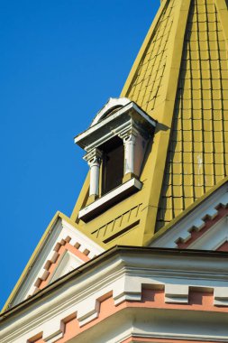 Kilise Cephesi Dekorasyonu