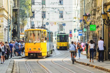 Lviv, Ukrayna - Eski Turizm Kasabası Sokağı