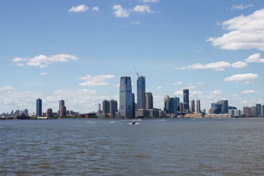 New York şehri. Körfezden New York Gökdelenler.