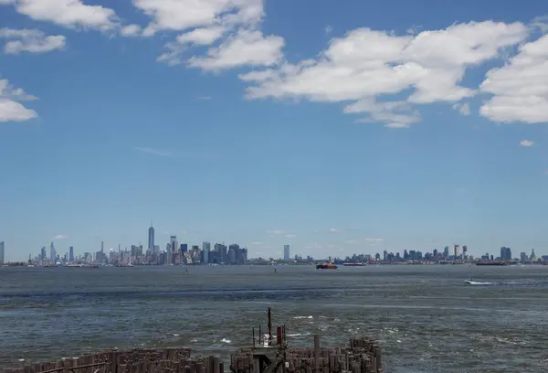 Pilhas Porto Nova York Fundo Estão Arranha Céus Manhattan Arranha — Fotografia de Stock