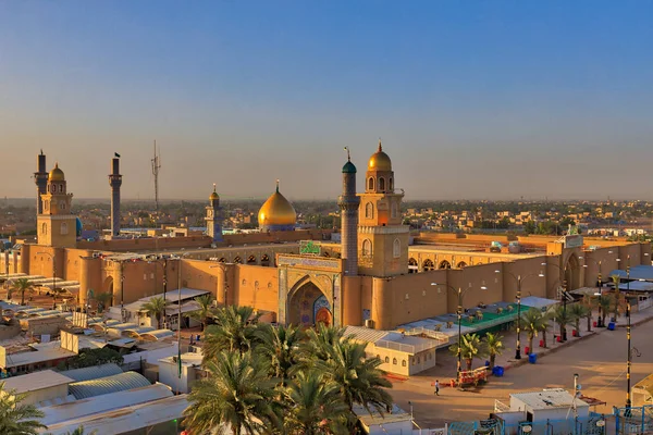 Al Masjid Al Azam BIL Kufe (Büyük Camii, Kûfe), Irak'ta