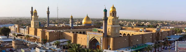 Al Masjid Al Azam BIL Kufe (Büyük Camii, Kûfe), Irak'ta