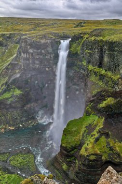 Haifoss Highlands şelale alan