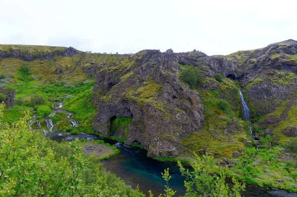 Flera Vandringsleder Och Vattenfall Island — Stockfoto