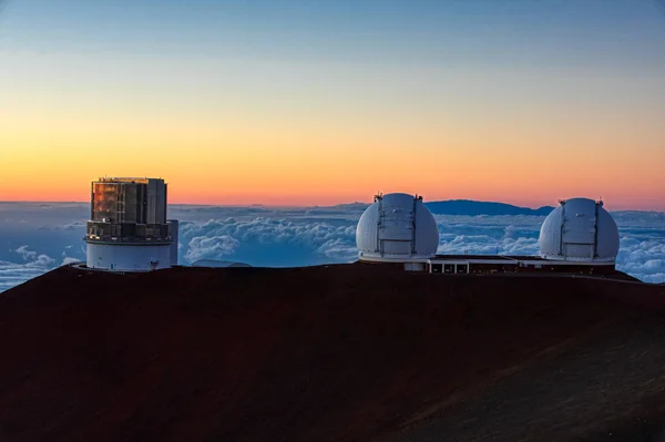 Mauna Kea Observatórios por do sol — Fotografia de Stock