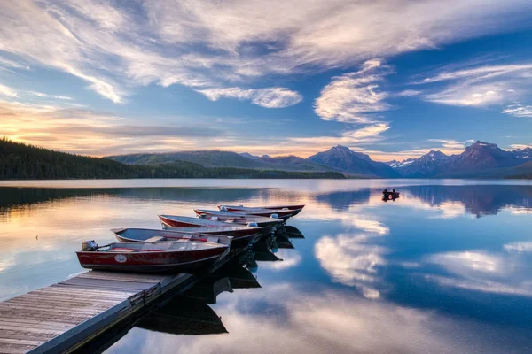 Lago Apgar Village McDonald pôr do sol — Fotografia de Stock