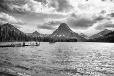 İki Tıp Alanı - Glacier Ulusal Parkı