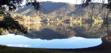 2018 - Paraje Natural de Sierra Morena, embalse del Encinarejo, Andjar
