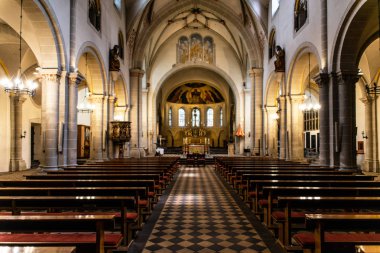 Koblenz Almanca Bazilikası St Castor en eski kilisede düğün düzenleme sandalye Rheinland Pfalz devlet